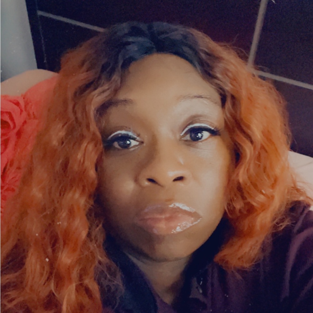 Meet your Posher, Trina